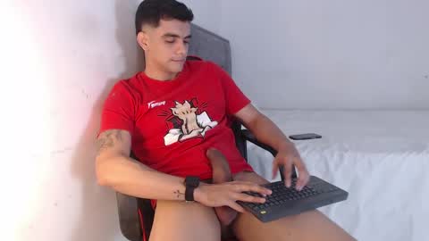 Hello guys excuse my absence I will be absent for several days for health reasons I hope you understand thank you very much. online show from April 24, 5:21 am