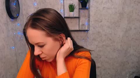 adamais_ online show from February 10, 12:39 pm