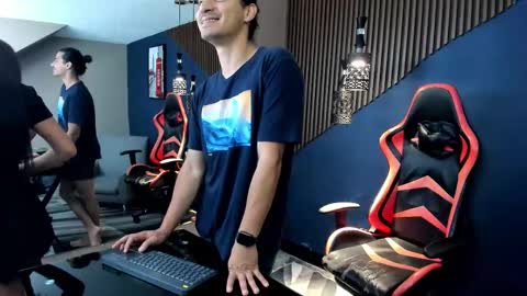 adam and Sara online show from March 29, 5:02 pm