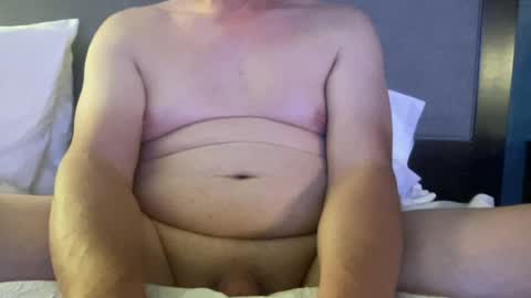 Snapshot of adambagger50 chatting on July 13, 3:31 am adambagger50 online show from July 13, 3:31 am