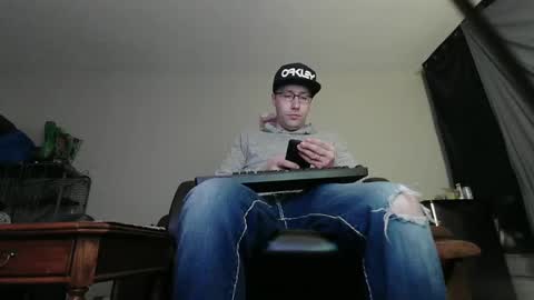 Snapshot of adamk3 chatting on January 2, 4:09 am Adam and Logan online show from January 2, 4:09 am