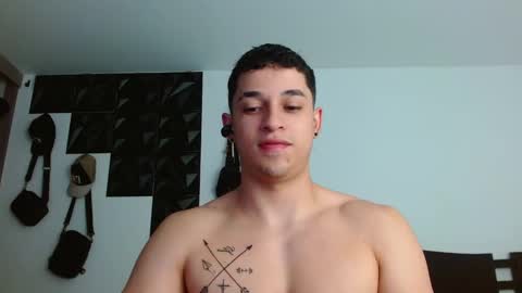Snapshot of adamkeith_1 chatting on November 6, 2:01 am ADAM online show from November 6, 2:01 am