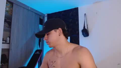 Snapshot of adamkeith_1 chatting on December 5, 2:47 pm ADAM online show from December 5, 2:47 pm