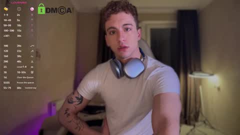 Snapshot of adampolerno chatting on October 11, 8:18 pm Hi Im Adam Glad to see u here 3 And its my first day online show from October 11, 8:18 pm