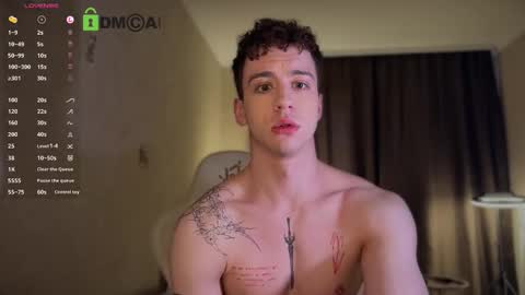 Snapshot of adampolerno chatting on October 15, 12:38 pm Hi Im Adam Glad to see u here 3 And its my first day online show from October 15, 12:38 pm