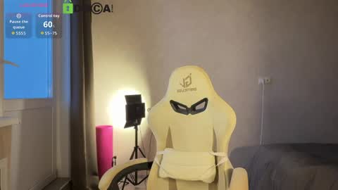 Hi Im Adam Glad to see u here 3 And its my first day online show from April 21, 1:42 am