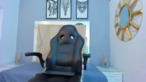 Adams Bobby online show from November 17, 11:27 am