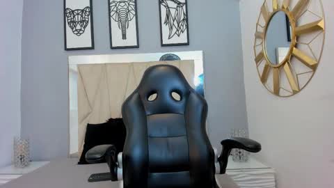 Adams Bobby online show from March 14, 10:53 am