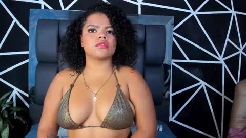 Snapshot of adams_cloe chatting on March 3, 9:44 am Cloe Adams online show from March 3, 9:44 am