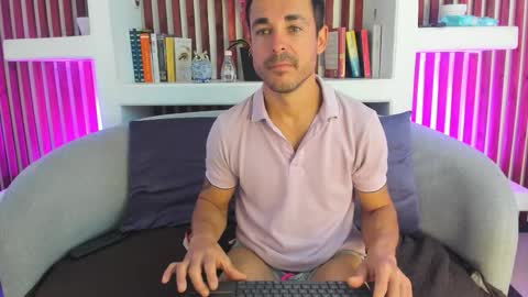 Im Adams Sanz online show from February 27, 6:41 pm