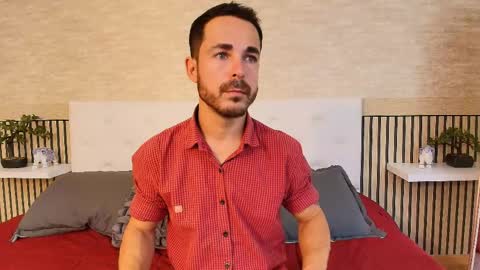 Im Adams Sanz online show from March 23, 7:07 pm