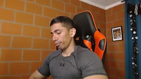 Adan Sin online show from January 18, 2:44 pm