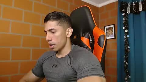 Adan Sin online show from February 1, 2:56 pm