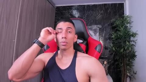 Adan Sin online show from March 15, 5:19 pm