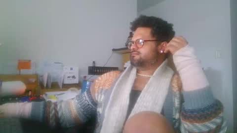 Snapshot of adapper9 chatting on March 15, 10:05 pm adapper9 online show from March 15, 10:05 pm