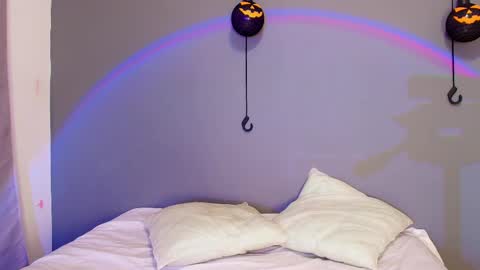  Adara Johnson  online show from October 12, 11:42 am