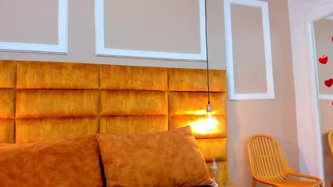 Snapshot of adarussell chatting on February 23, 6:12 pm Adda online show from February 23, 6:12 pm