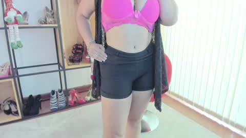 Ada Spencer online show from December 23, 6:05 pm