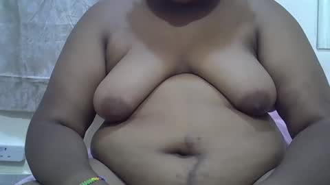 addicted_2_youu online show from January 15, 11:30 pm