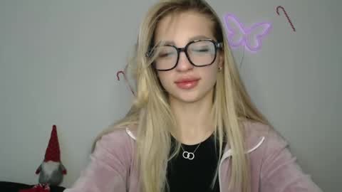 Kristina online show from December 16, 9:03 am