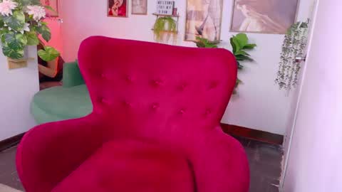Snapshot of adeellee_ chatting on June 4, 5:30 pm adeellee online show from June 4, 5:30 pm