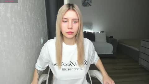 Adel online show from April 24, 4:26 am