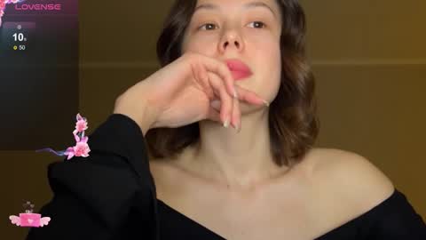 Snapshot of adel_evans chatting on March 16, 10:03 pm Adele online show from March 16, 10:03 pm