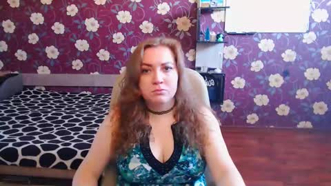Snapshot of adel_redhead_ chatting on February 11, 10:37 am Adel online show from February 11, 10:37 am