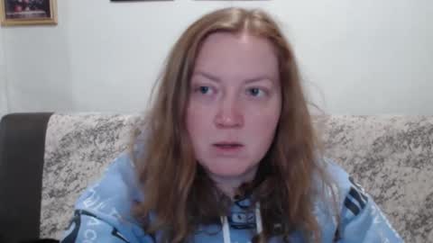 Adel online show from January 18, 7:06 pm