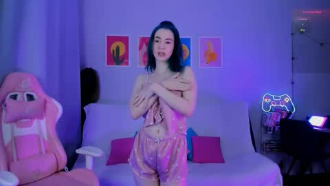 Adelle online show from February 13, 3:02 am