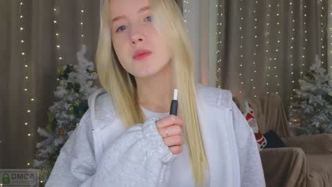 Snapshot of adele_armas chatting on January 13, 6:16 pm Adele online show from January 13, 6:16 pm