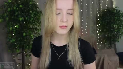 Snapshot of adele_armas chatting on February 10, 6:13 pm Adele online show from February 10, 6:13 pm