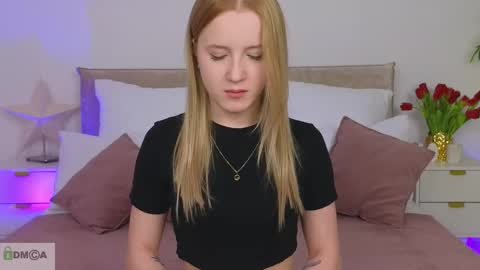 Snapshot of adele_armas chatting on March 9, 6:32 pm Adele online show from March 9, 6:32 pm