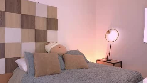 Andrea online show from February 11, 11:37 am