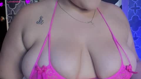 adele cruzz online show from February 21, 10:00 pm