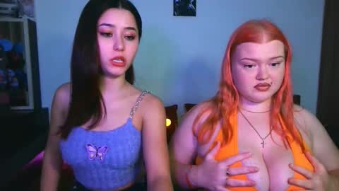 Snapshot of adele_kiara chatting on October 22, 1:28 am adele_kiara online show from October 22, 1:28 am