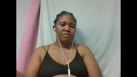 Snapshot of adelealy chatting on October 22, 7:02 pm adelealy online show from October 22, 7:02 pm
