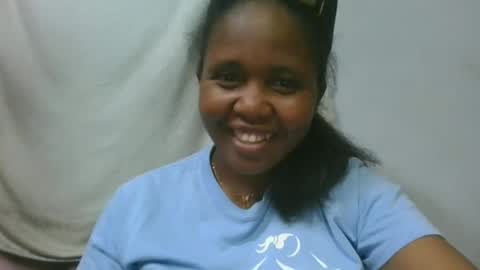 adelealy online show from April 20, 7:55 am