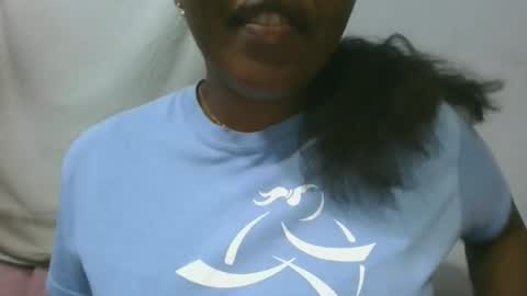 adelealy online show from April 21, 3:02 am