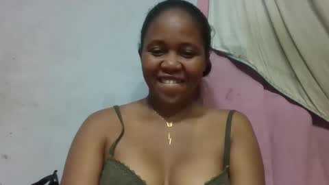 Snapshot of adelealy chatting on May 10, 7:57 am adelealy online show from May 10, 7:57 am