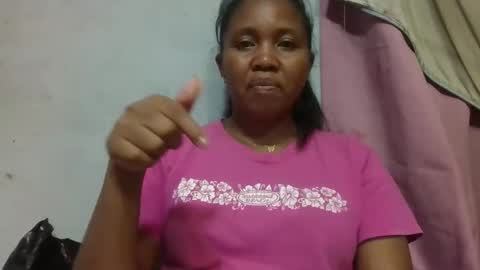 Snapshot of adelealy chatting on May 10, 8:03 pm adelealy online show from May 10, 8:03 pm