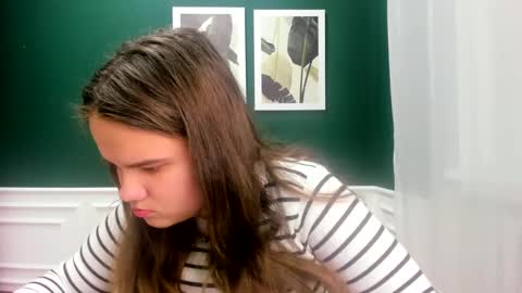 adelecruzz online show from February 9, 4:29 pm