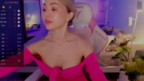 Adele online show from April 24, 2:14 am