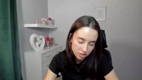 Adele online show from April 20, 5:48 pm