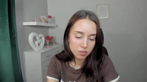 Adele online show from April 24, 5:54 am