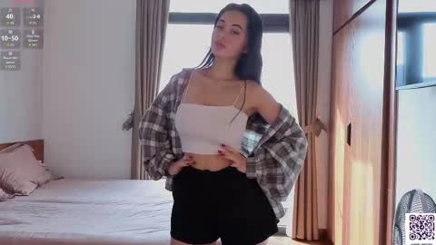 Adelia online show from October 31, 1:06 am