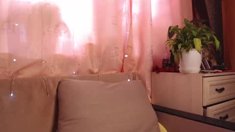 Lina online show from January 19, 6:42 am