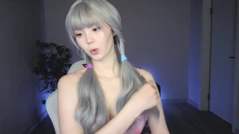 adelina__flower online show from April 25, 2:14 am