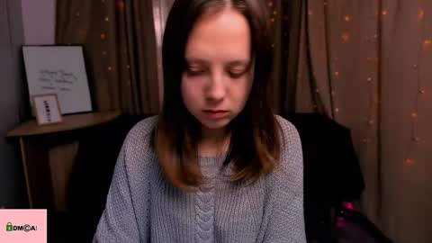 Adelina online show from December 3, 4:50 pm