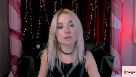 Adelina online show from December 5, 9:28 pm